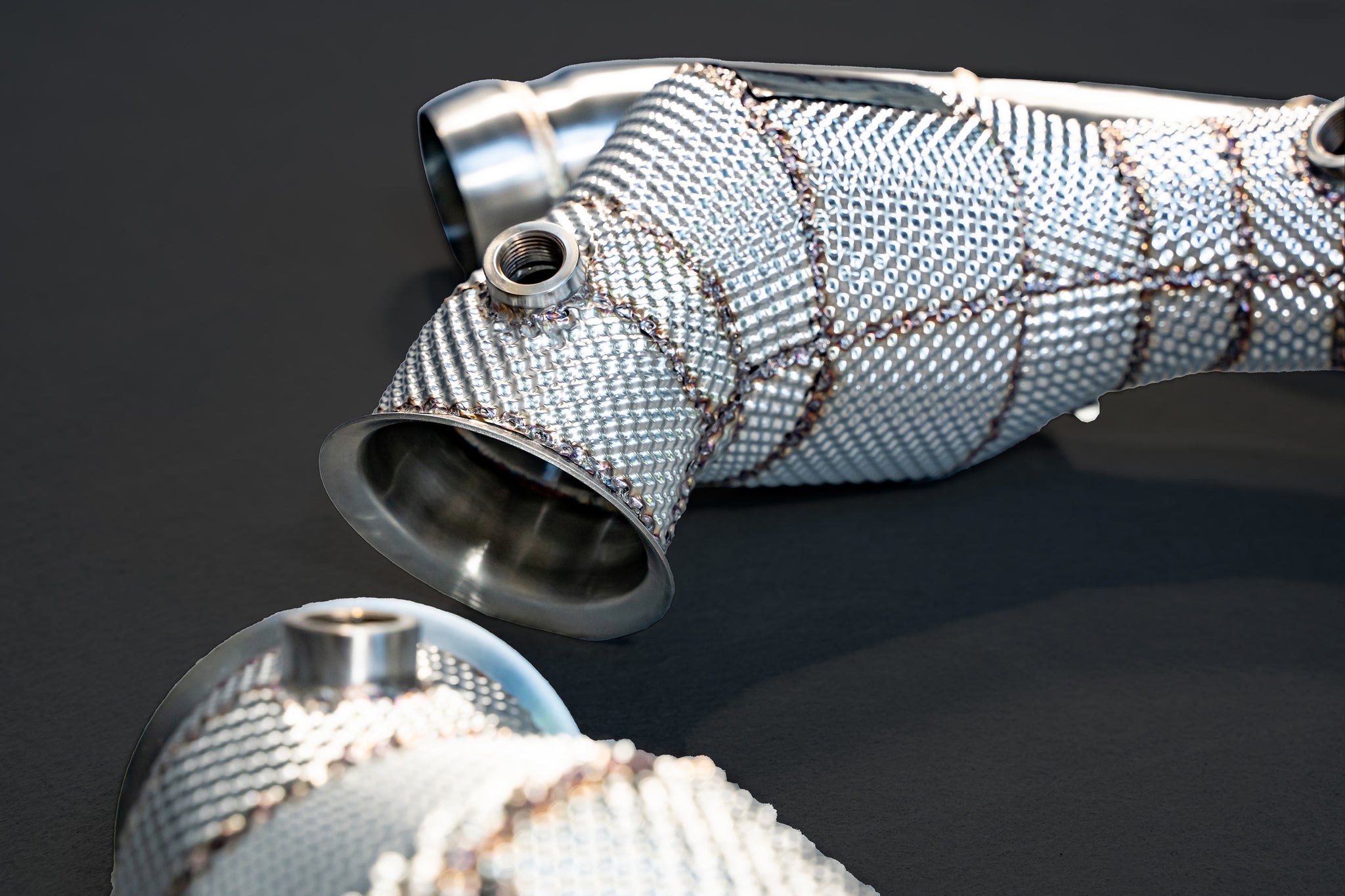 SMN Downpipes mit 200 Zellen Sport Katalysatoren für Mercedes AMG C63(s) M177 W205/C205/S205